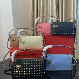 Picture of Valentino Lady Handbags _SKUfw119168717fw